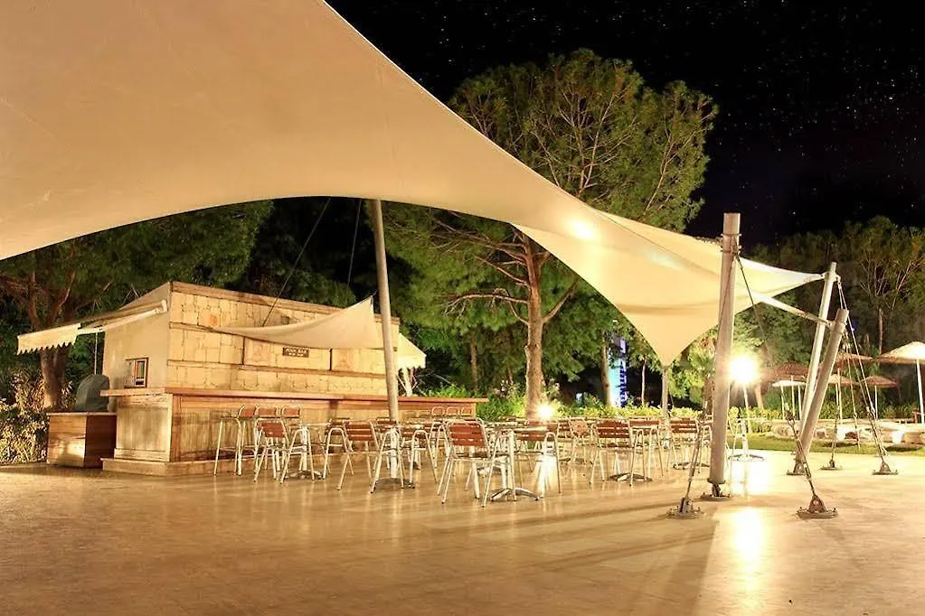 Vista Azur Hotel 4*, קוסדסי טורקיה